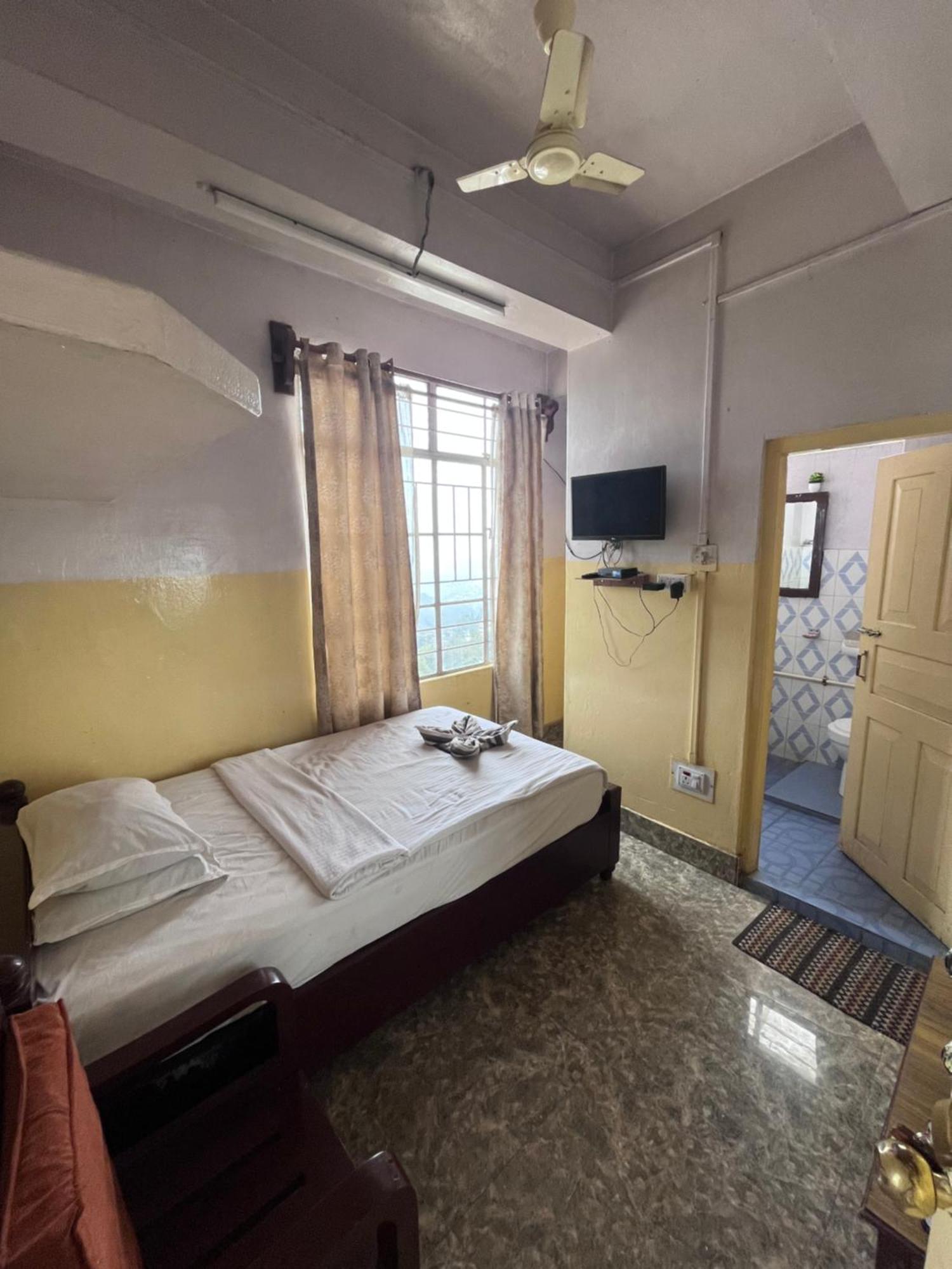Jn Hotel Kohima Dış mekan fotoğraf